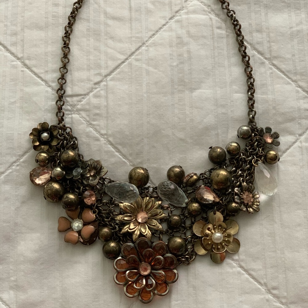 Blush rose floral pattern necklace